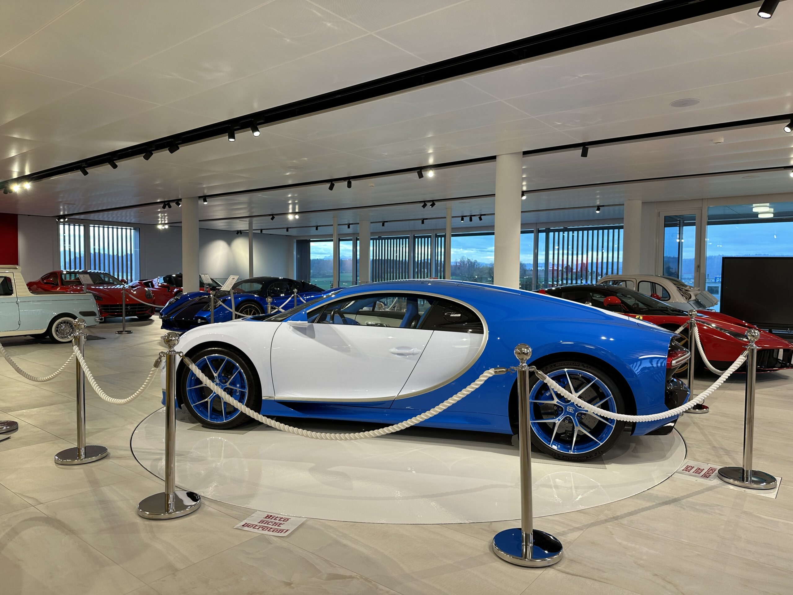 Autodrehplattform für Fahrzeugpräsentation