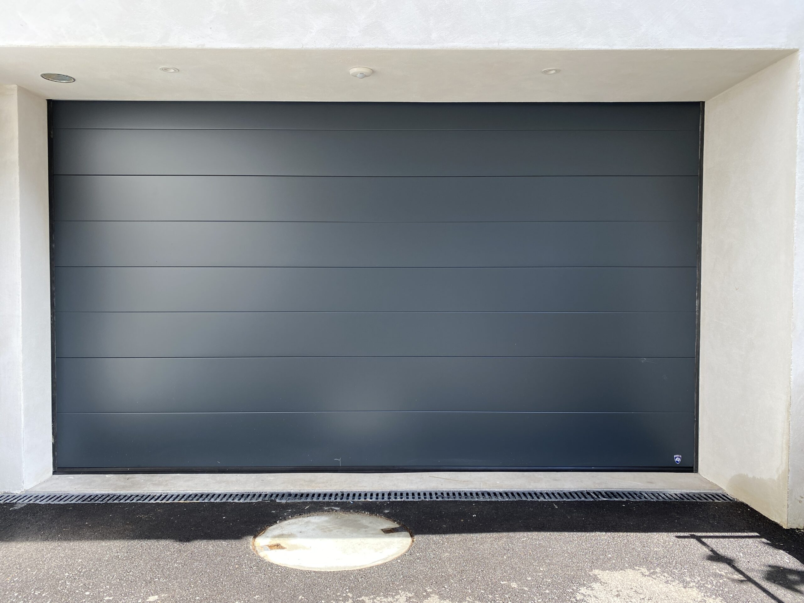 Sektionaltore für moderne Architektur